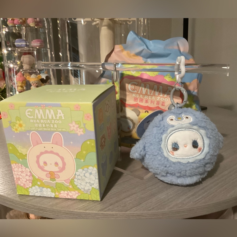 Lucky Emma Rua Rua Zoo Plushy Keychain - Confirmed